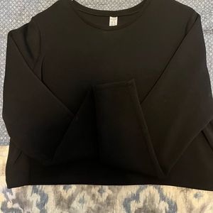 AirEssentials Cropped Long Sleeve Top